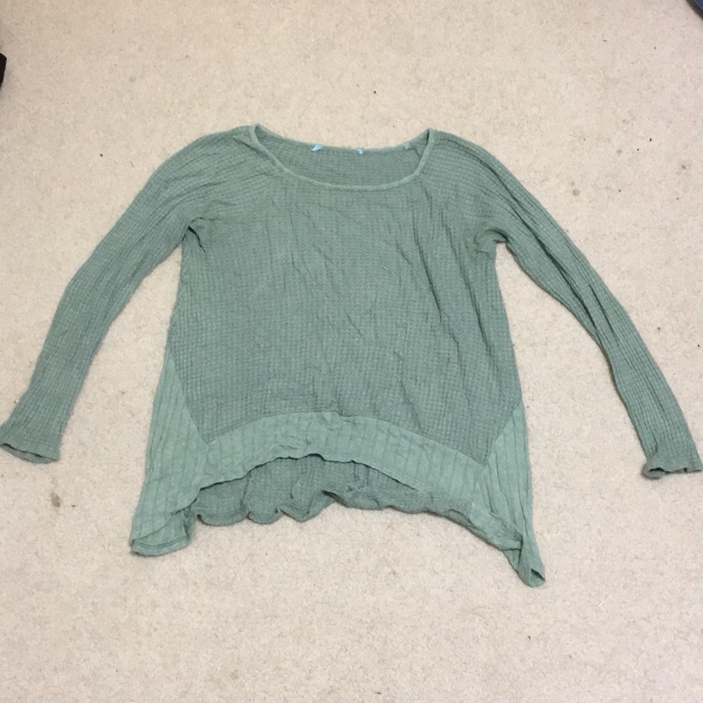 Long sleeve green shirt
